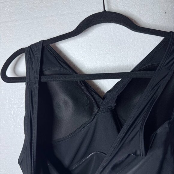 Torrid Womens Plus Sz 1 1X Black Asymmetrical One Piece Swim Dress Bathing Suit - Picture 11 of 12